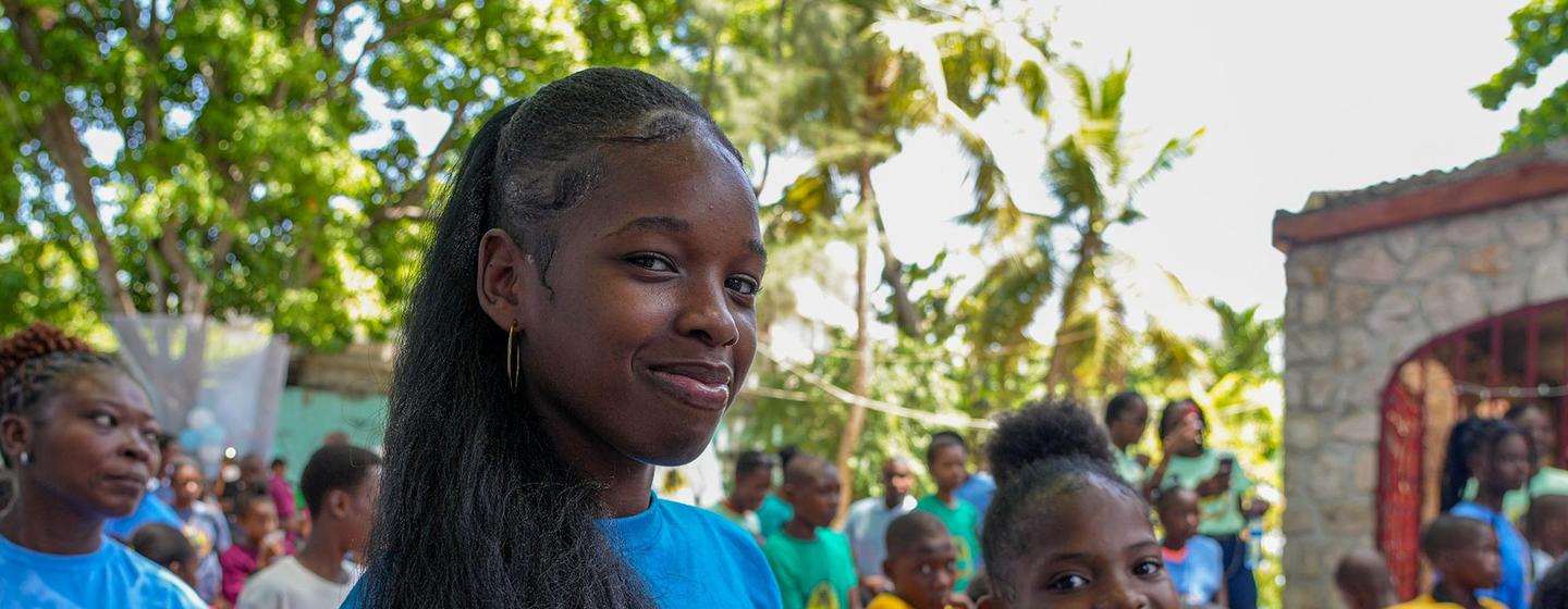 Malgré la violence des gangs et la crise humanitaire, la jeunesse haïtienne reste optimiste.