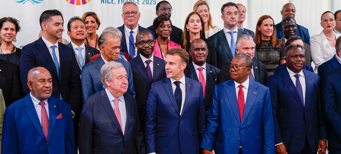 António Guterres, UN Secretary-General takes a family photo with world leaders to ramp up the ratification of the High Sea Treaty. 
