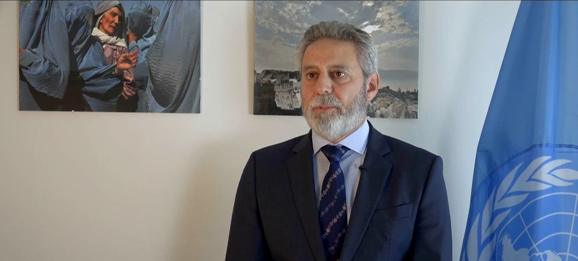 المنسق المقيم ومنسق الأمم المتحدة للشؤون الإنسانية في الأرض الفلسطينية المحتلة، مهند هادي أثناء لقائه بالصحفيين في بروكسل.