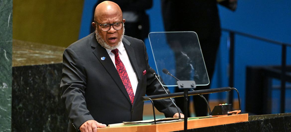 President Francis delivers his closing remarks at the final plenary session of the 78th session of the General Assembly.