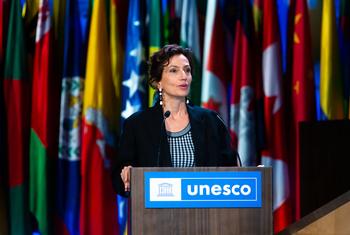 یونیسکو کی ڈائریکٹر جنرل آدرے آزولے نے یونیسکو کے رکن ممالک کو دی جانے والی مدد میں ماحولیاتی تعلیم کو ترجیح بنانے کا فیصلہ کیا (فائل فوٹو)۔