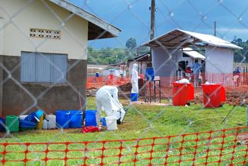 Uganda declara fim do surto da doença Ebola.