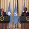 (من الأرشيف) الأمين العام للأمم المتحدة خلال مؤتمر صحفي مشترك في مطلع 2023 مع الرئيس الصومالي حسن شيخ محمود.