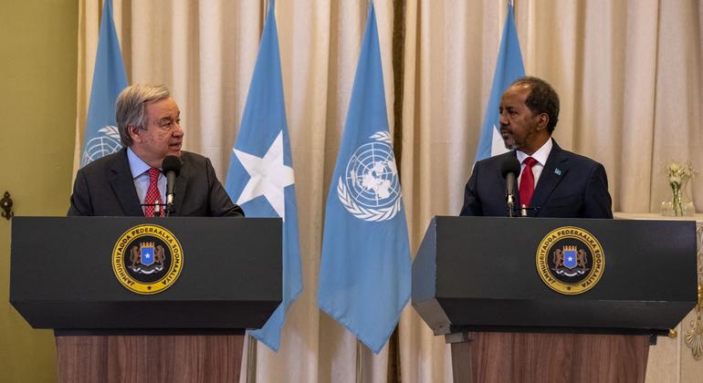 الأمين العام للأمم المتحدة خلال مؤتمر صحفي مشترك مع الرئيس الصومالي حسن شيخ محمود.