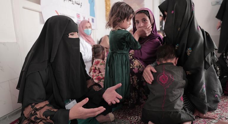 Afganistan: Guterres, kadın işçilere yönelik yasağın ‘kabul edilemez ve hayatları tehlikeye attığını’ söyledi

 Nguncel.com