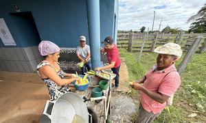 Familia de trabajadores agrícolas en Brasil.