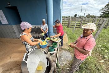 Familia de trabajadores agrícolas en Brasil.