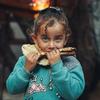 Особенно тяжелая ситуация сложилась в Газе, где двое из трех человек с трудом могут позволить себе купить еду.