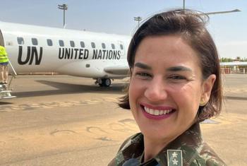 Major Gabriela Rocha Bernardes falou à ONU News sobre experiência no Sudão, do qual foi evacuada após aumento a violência entre tropas nacionais e paramilitares