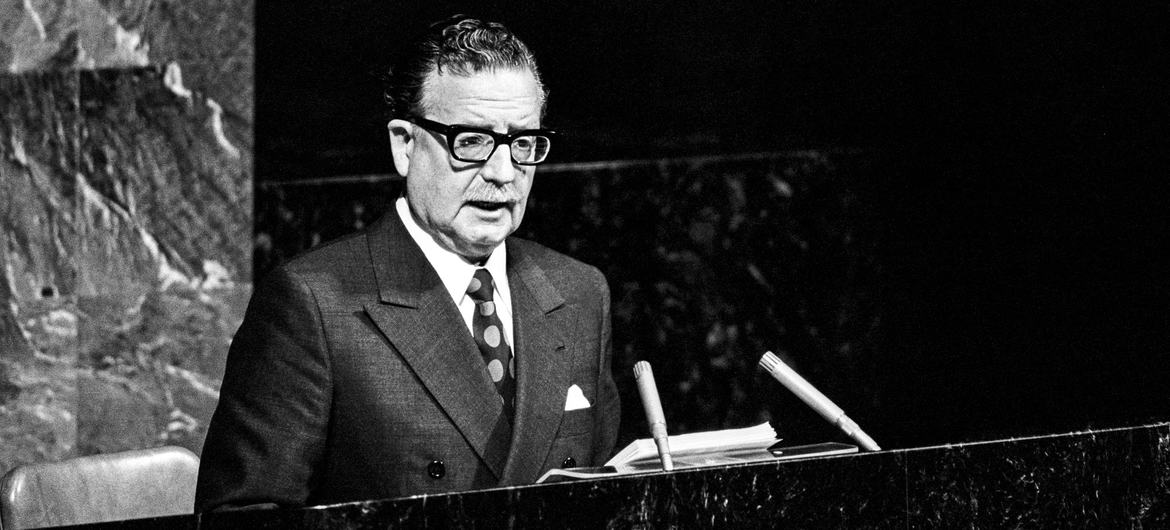 El presidente de Chile, Salvador Allende, pronuncia un discurso ante la Asamblea General de la ONU. Diciembre de 1972