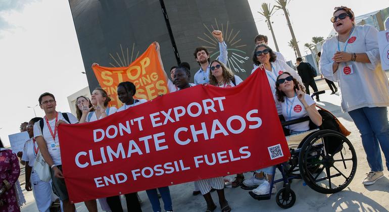 ‘Fossil fuels are a dead end’, says top UN climate adviser on ‘Decarbonization Day’ at COP27