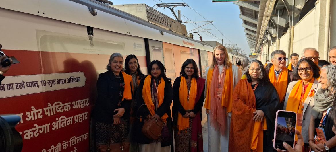 महिलाओं व लड़कियों के स्वास्थ्य पर WHO का दिल्ली में मैट्रो अभियान. 