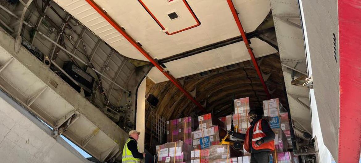 OMS está enviando suprimentos médicos para a Síria para impulsionar a resposta humanitária