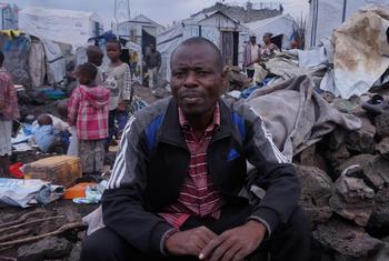 Лагерь для переселенцев в Гоме, ДРК. Кибира Бакулу – отец пятерых детей, его семья покинула свой дом, спасаясь от насилия.