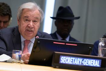 Secretary-General António Guterres briefs Member States in the General Assembly (file).