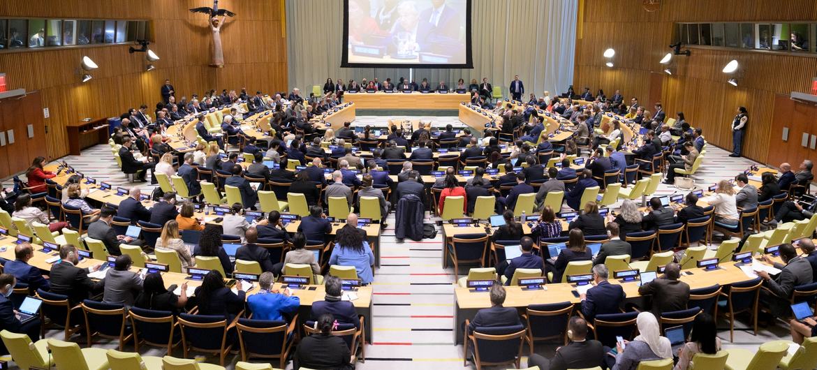 A wide view of the informal meeting of the General Assembly plenary that heard a briefing by the Secretary-General on the UN80 Initiative. A wide view of the informal meeting of the General Assembly plenary that heard a briefing by the Secretary-General on the UN80 Initiative.