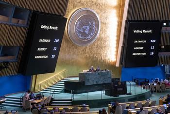 A view of the vote during the 60th plenary meeting of the General Assembly. The meeting discussed illegal Israeli actions in occupied East Jerusalem and the rest of the Occupied Palestinian Territory. 