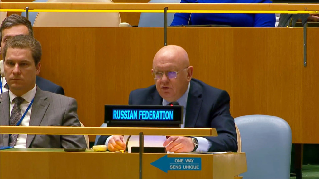 El embajador de Rusia ante la ONU, Vassily Nebenzia, explica el voto de su país a la Asamblea General. El embajador de Rusia ante la ONU, Vassily Nebenzia, explica el voto de su país a la Asamblea General.