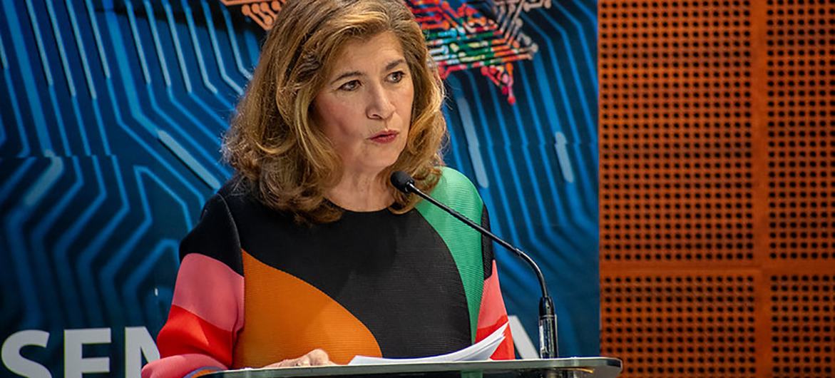Gabriela Ramos, directora general adjunta de la UNESCO para las Ciencias Sociales y Humanas, durante su intervención ante el Senado en México.
