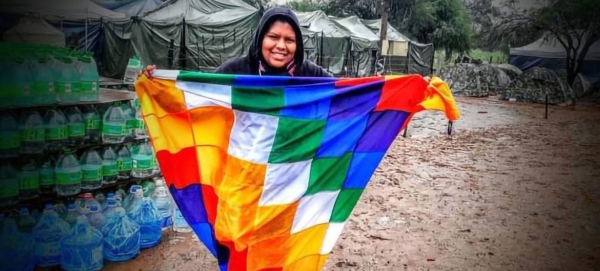Laurentina Nicacio, jovem ativista da comunidade indígena Wichi em Salta, Argentina.