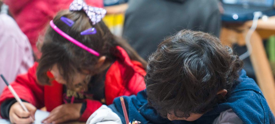 La ONG Volando Alto ayuda a los niños a aprender en Concordia, Entre Ríos, Argentina, con el objetivo de romper el círculo de la pobreza.