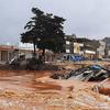 الأمطار الغزيرة والفيضانات تضرب ليبيا وتسفر عن خسائر بشرية. 
