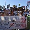 Protesta de activistas ambientales en Sharm El-Sheikh durante la COP27
