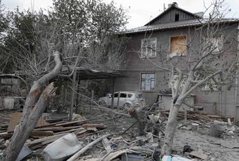 今年 11 月是俄罗斯发动侵略战争的第 1000 天。在猛烈的袭击和又一个严冬来临之际，平民的需求与日俱增。