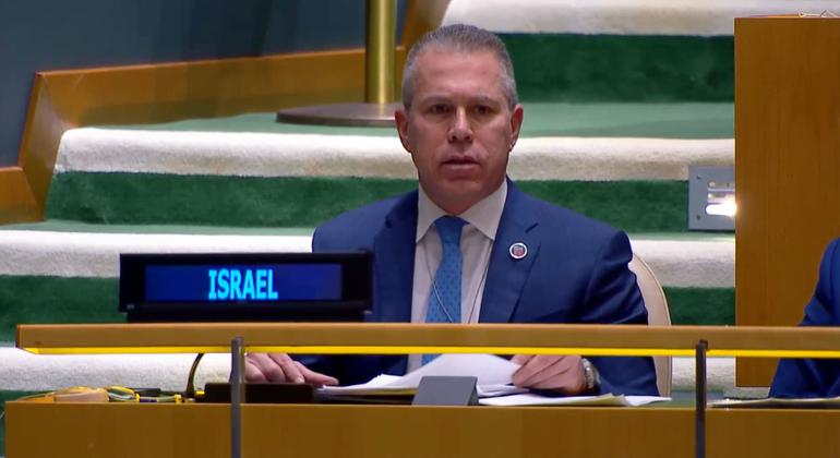 以色列常驻联合国代表埃尔丹在联大发言。