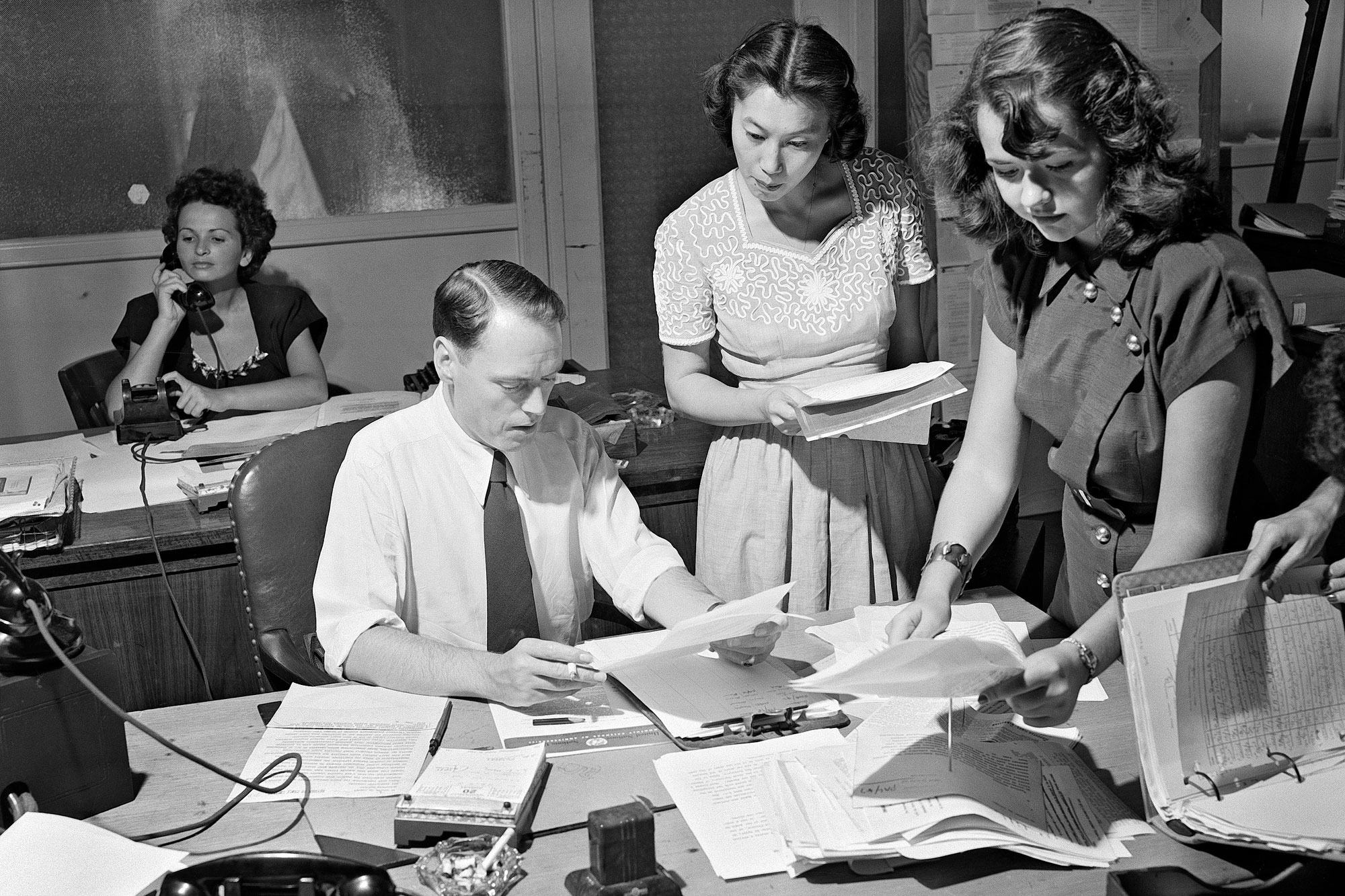 Press officers at the United Nations edit verbatim reports from UN meetings. Press officers at the United Nations edit verbatim reports from UN meetings.