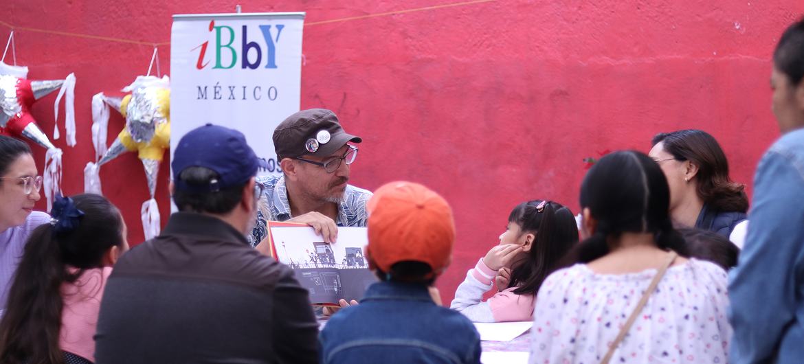 Presentación del libro “Un Pulpo” en la Biblioteca BS IBBY México