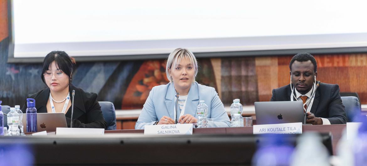 Галина модерировала молодежную сессию на недавней Московской конференции по нераспространению.