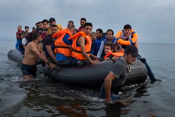 لجنة أممية تعبر عن صدمتها من غرق وفقدان المئات من المهاجرين في البحر المتوسط 