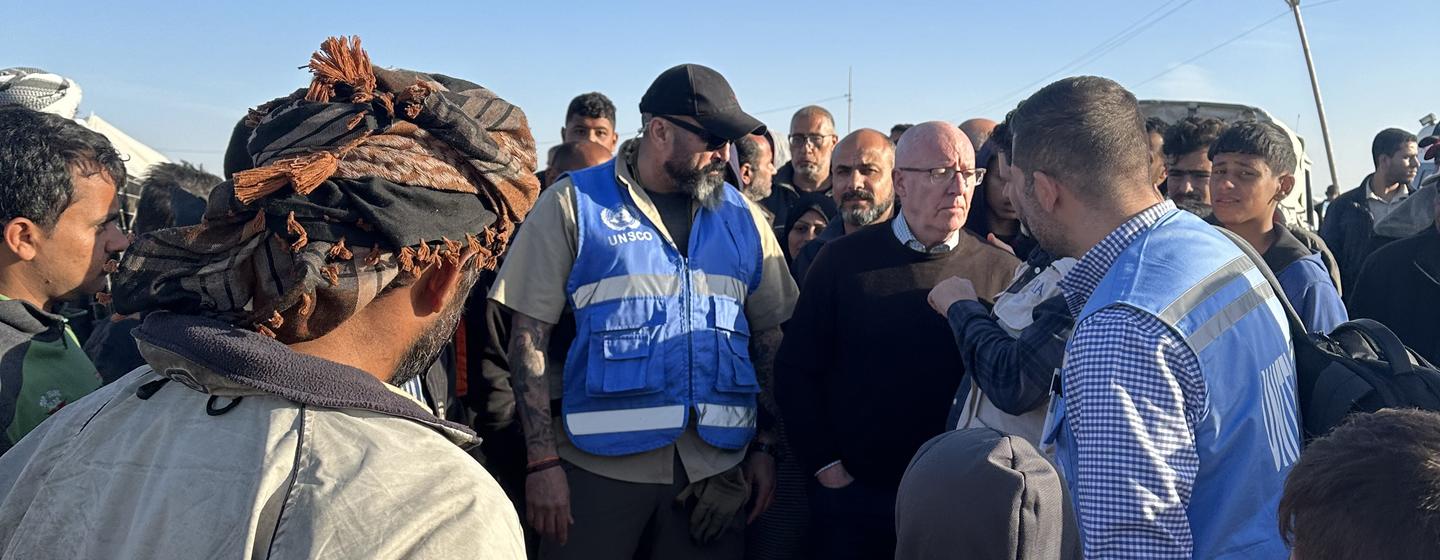Jamie McGoldrick meeting displaced Palestinians in Rafah, Southern Gaza.