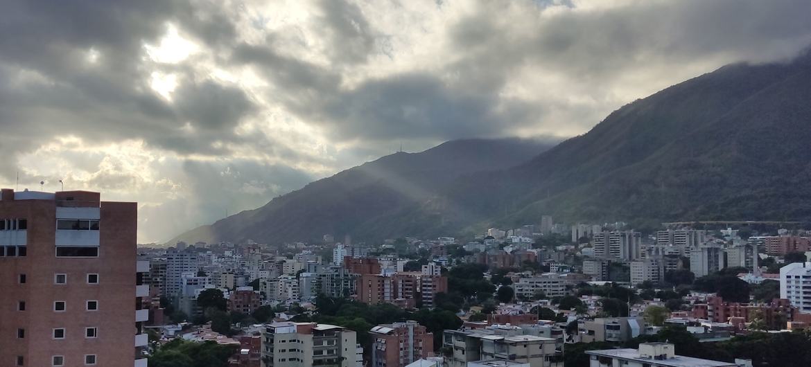 Вид на Каракас, столицу Венесуэлы.