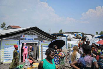 Une clinique de santé mobile soutenue par l'UNFPA dans un camp de déplacés dans la région du Nord-Kivu, dans l'est de la RDC.
