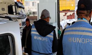 UNOPS staff visit a hospital in Gaza.