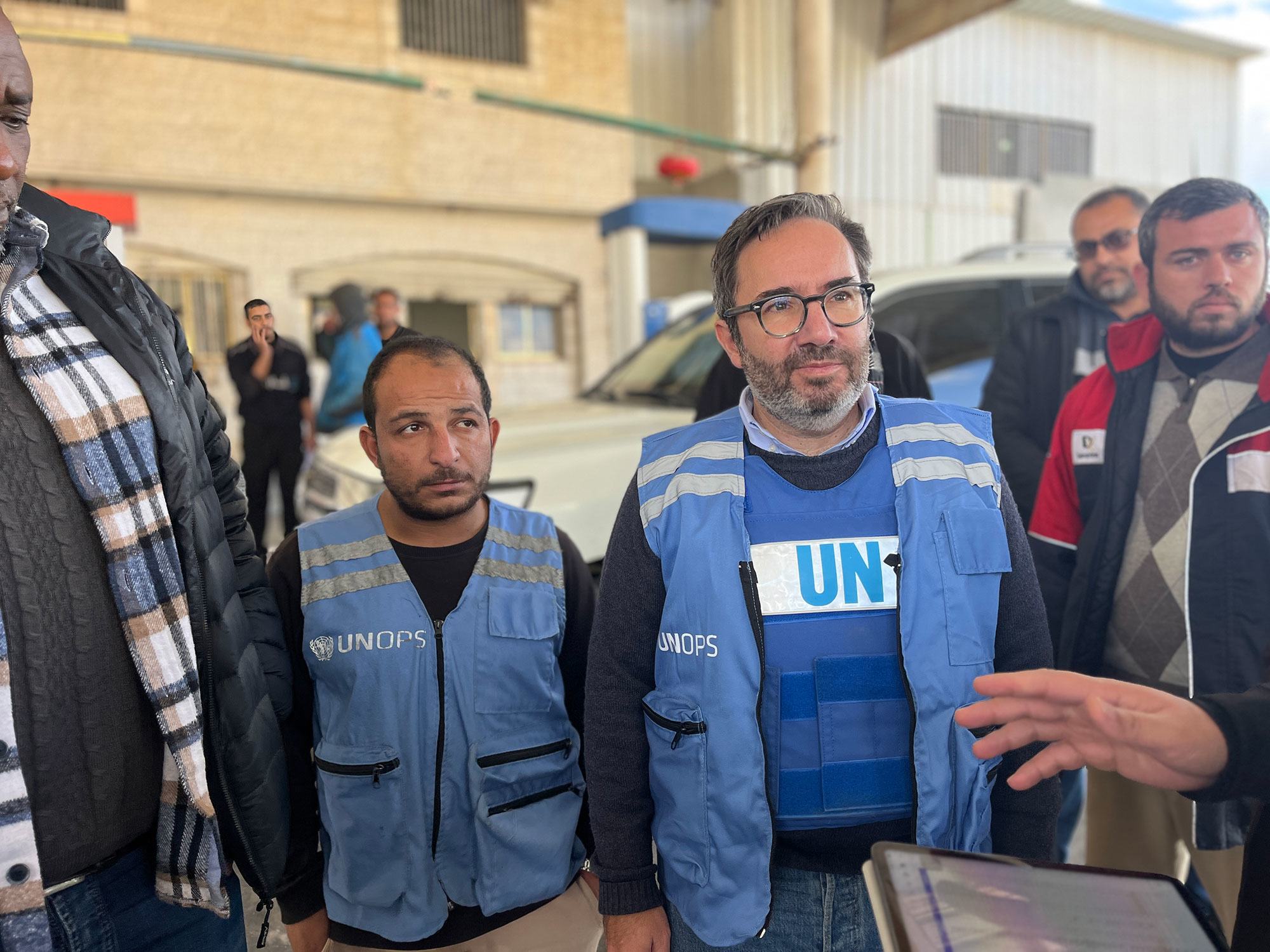 Strait of Hormuz: ‘Immediate’ solution needed to restore fertilizer supply, says UN taskforce chief episode artwork
