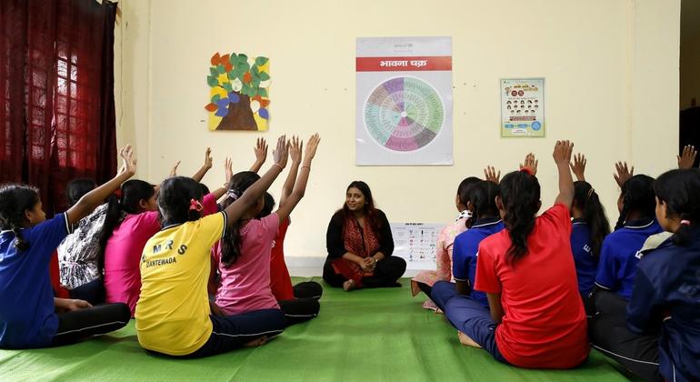 Children are encouraged to integrate through the therapy session.