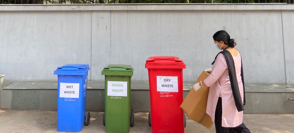 By separating the waste from the source, its efficient recording and proper disposal are ensured. By separating the waste from the source, its efficient recording and proper disposal are ensured.