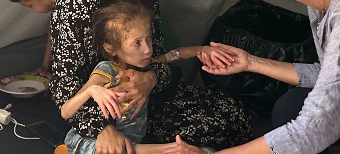 La hambruna asola a la población de Gaza mientras Israel continúa impidiendo la entrada a gran escala de ayuda humanitaria (foto de agosto de 2025).