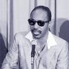 United States singing legend Stevie Wonder describes his commitment against apartheid at a press conference at UN Headquarters in 1985. (file)