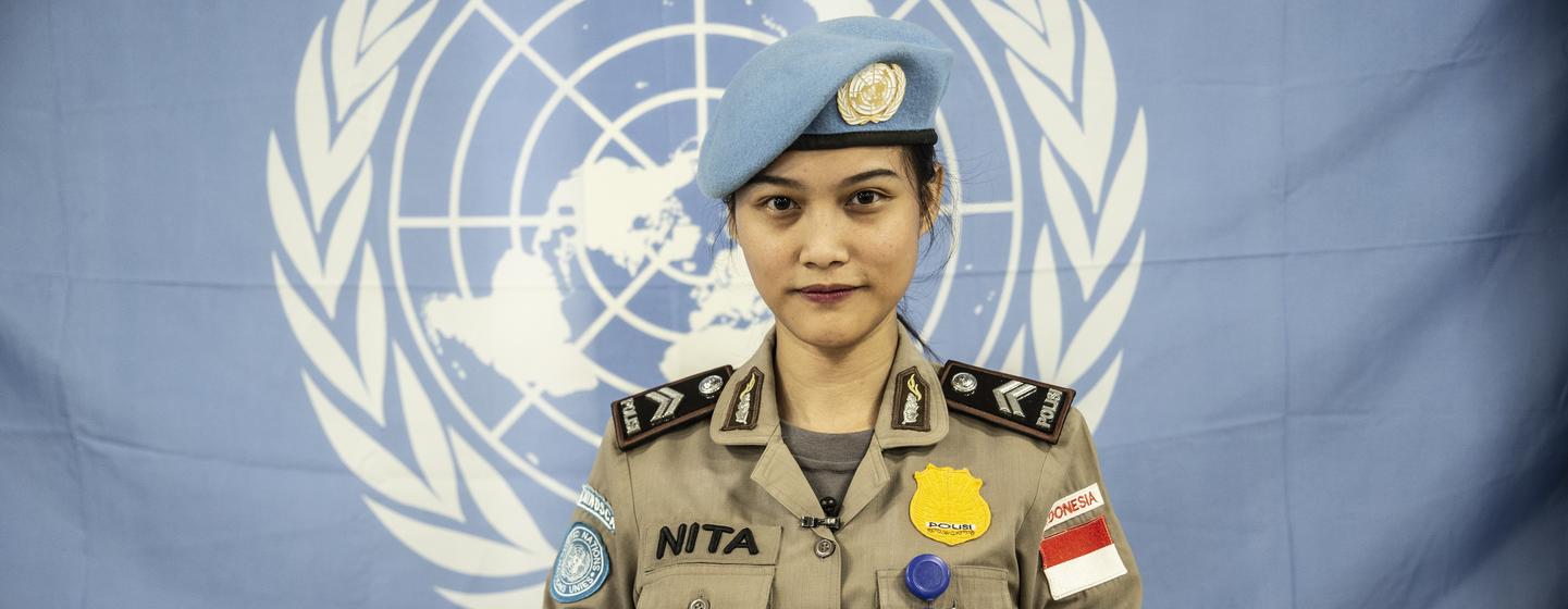 La sergent-chef Renita Rismayanti, policière indonésienne en République centrafricaine, recevra le prix de la policière des Nations Unies de l’année 2023.