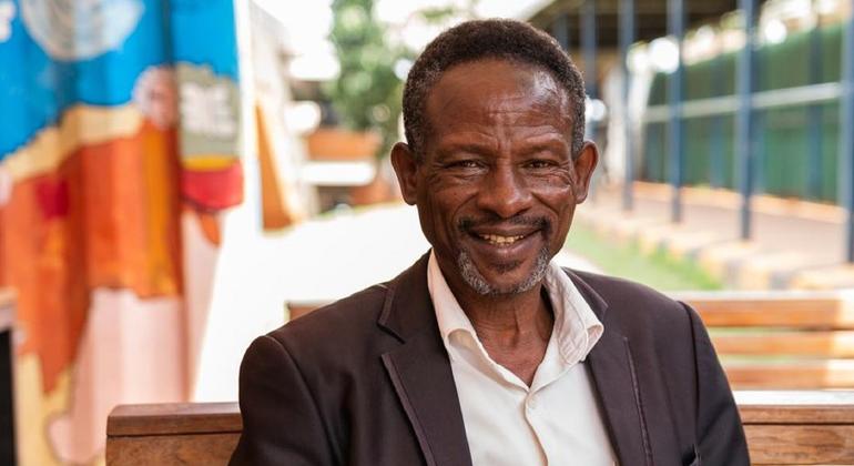 Didas Byaruhanga, mwenye umri wa miaka 64 anayeishi na VVU na kisukari nchini Uganda.