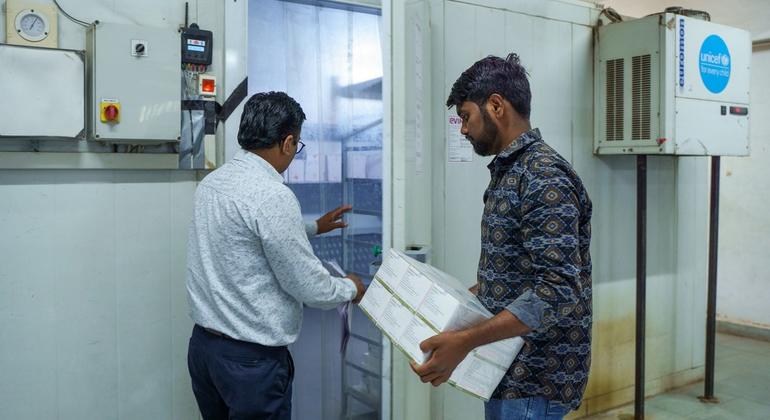 यूनीसेफ़ के सहयोग से गुजरात सरकार तेज़ी से बढ़ते शहरी इलाक़ों में टीकाकरण सेवाएँ समुदायों के और क़रीब ला रही है.