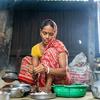 Em Bangladesh, o WFP fornece apoio técnico e de outras naturezas ao programa de fortificação de alimentos do governo. 