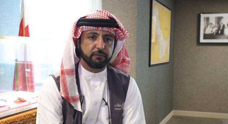 मोहम्मद अलसलाइस, बहरीन में मोतियों के लिए ग़ोताख़ोर और मोती व जवाहर संस्थान - DANAT के लिए एक शोधकर्ता भी रहे हैं.