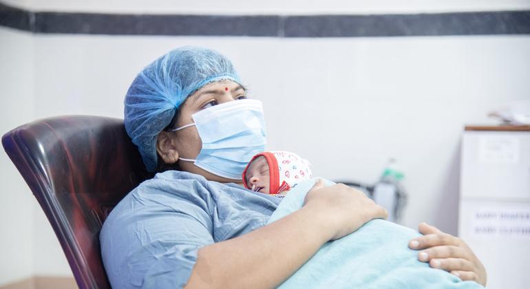 नवजात शिशु देखभाल यूनिट, माता-पिता के जीवन में उम्मीद की किरण बनकर आए हैं. नवजात शिशु देखभाल यूनिट, माता-पिता के जीवन में उम्मीद की किरण बनकर आए हैं.