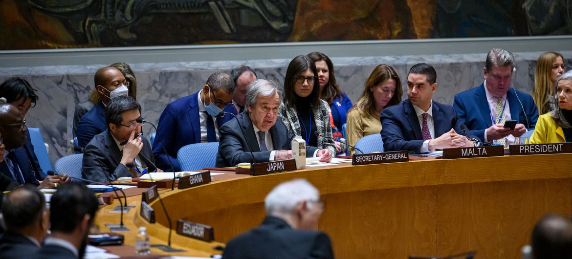 Secretary-General António Guterres (centre at table) addresses UN Security Council meeting on Sea-level rise and its implications for international peace and security.