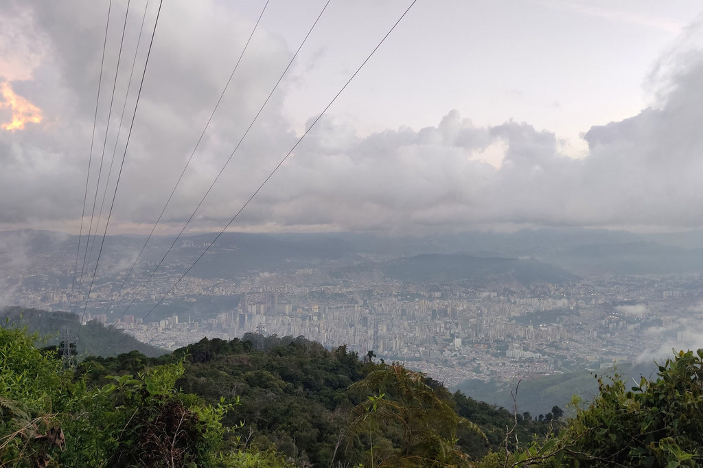 Vista de Caracas desde el Parque Nacional Waraira Repano.
